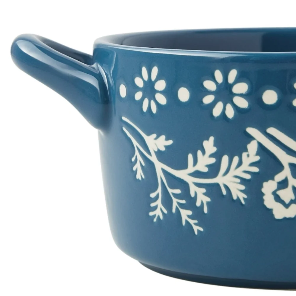 The Pioneer Woman Fancy Flourish Round Ceramic Mini Casserole Dish with Lid.‎